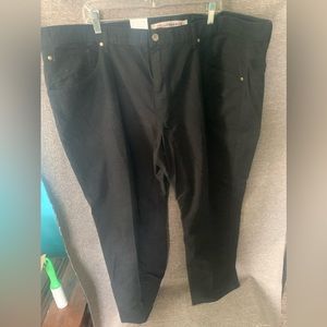 NWT cutter and Buck chinos